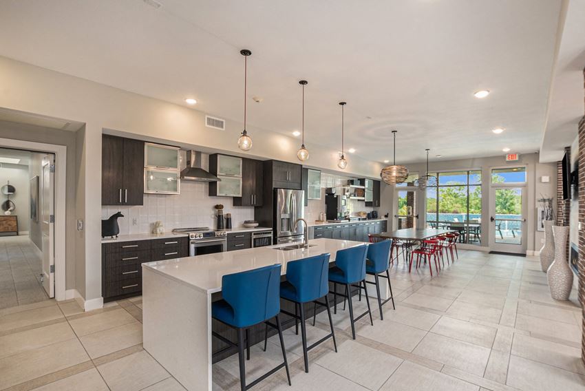 Summit Square Apartments, 789 NW Donovan Rd, Lee's Summit, MO RentCafe